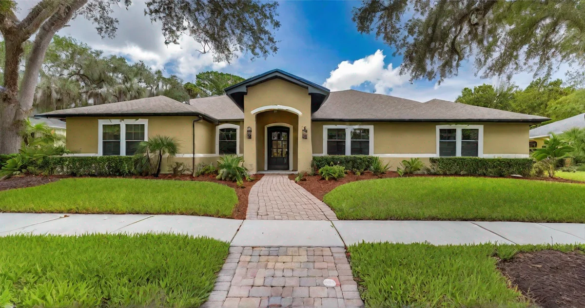 Family-friendly Pinellas County neighborhoods with schools parks and community amenities